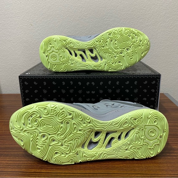 Nike KD 15 TB Wolf Grey Volt Lime DO9826-001 Men's Shoes Size 11.5 - Picture 3 of 5